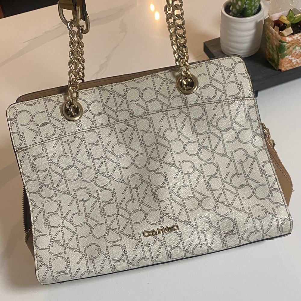 Calvin Klein Cream Monogram Chain-Handle Shoulder Bag